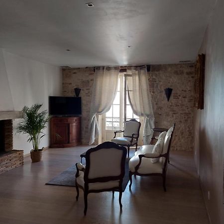 L'Appartement De La Maison Bleue Villeréal エクステリア 写真
