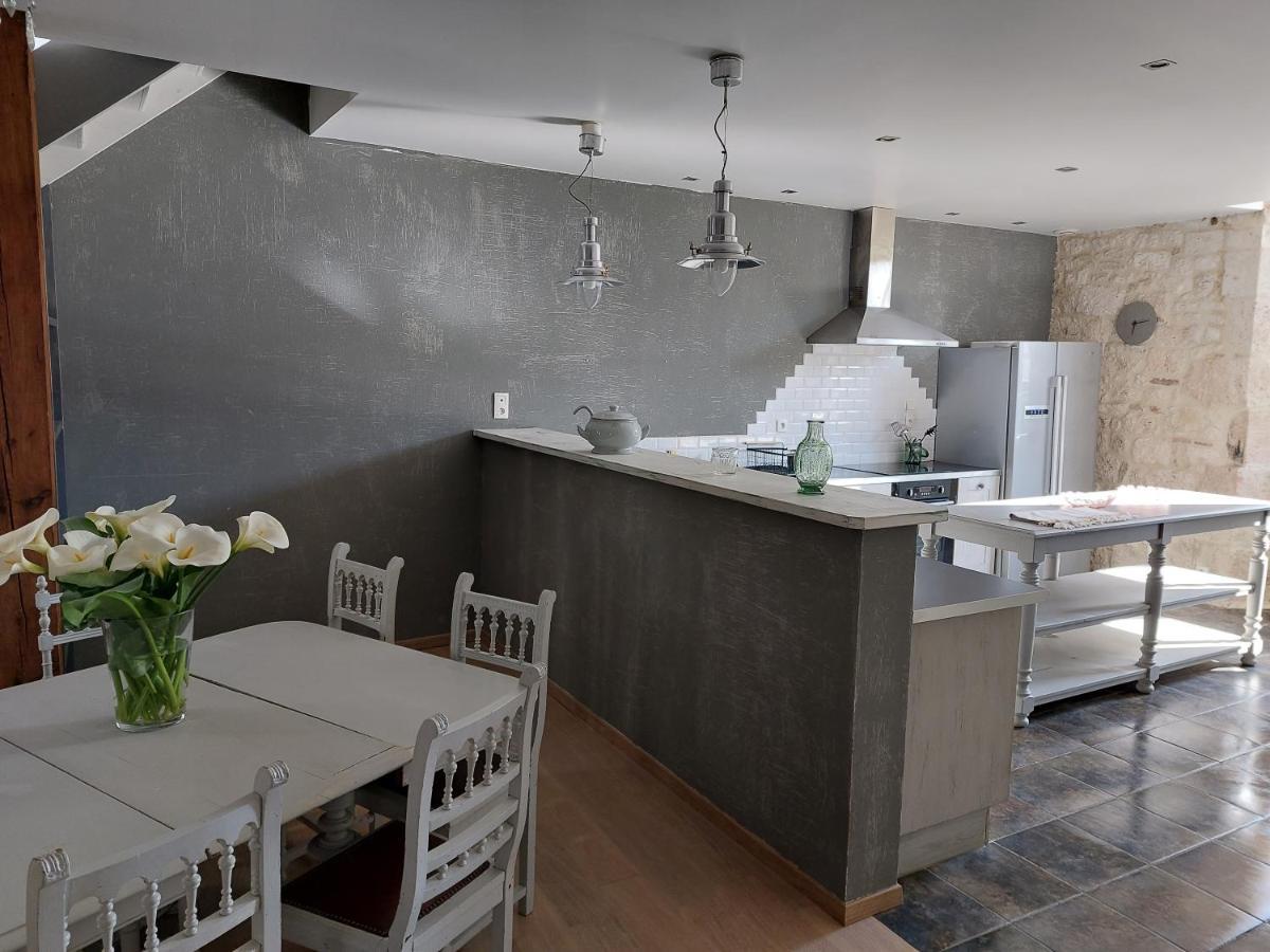 L'Appartement De La Maison Bleue Villeréal エクステリア 写真