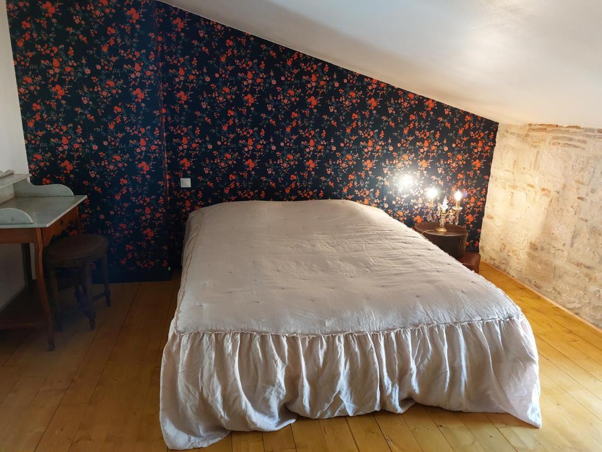 L'Appartement De La Maison Bleue Villeréal エクステリア 写真