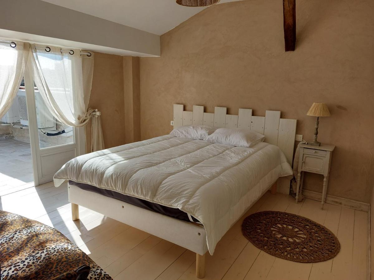 L'Appartement De La Maison Bleue Villeréal エクステリア 写真